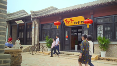 强悍“杀猪婆”的励志人生